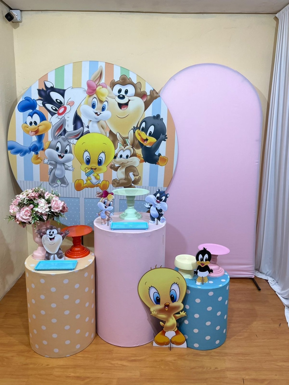 Baby Looney Tunes Menina - Festa Completa - Kit Comemore - PEGUE E MONTE CATALAGO VEM FESTEJAR PALMAS