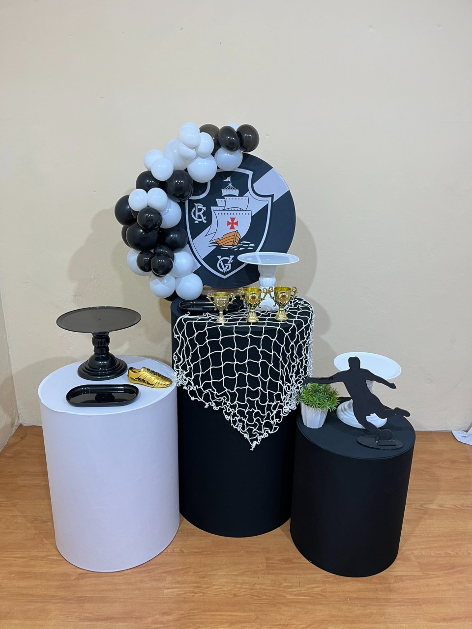 Vasco - Mini Festa Na Mesa - Kit Festão - PEGUE E MONTE CATALAGO VEM FESTEJAR PALMAS