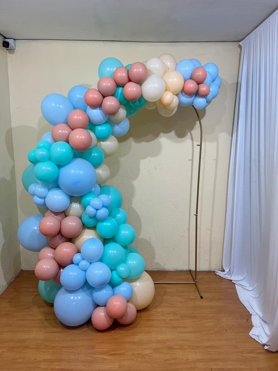 Guirlanda de Balões - Cores Candy  - PEGUE E MONTE CATALAGO VEM FESTEJAR PALMAS