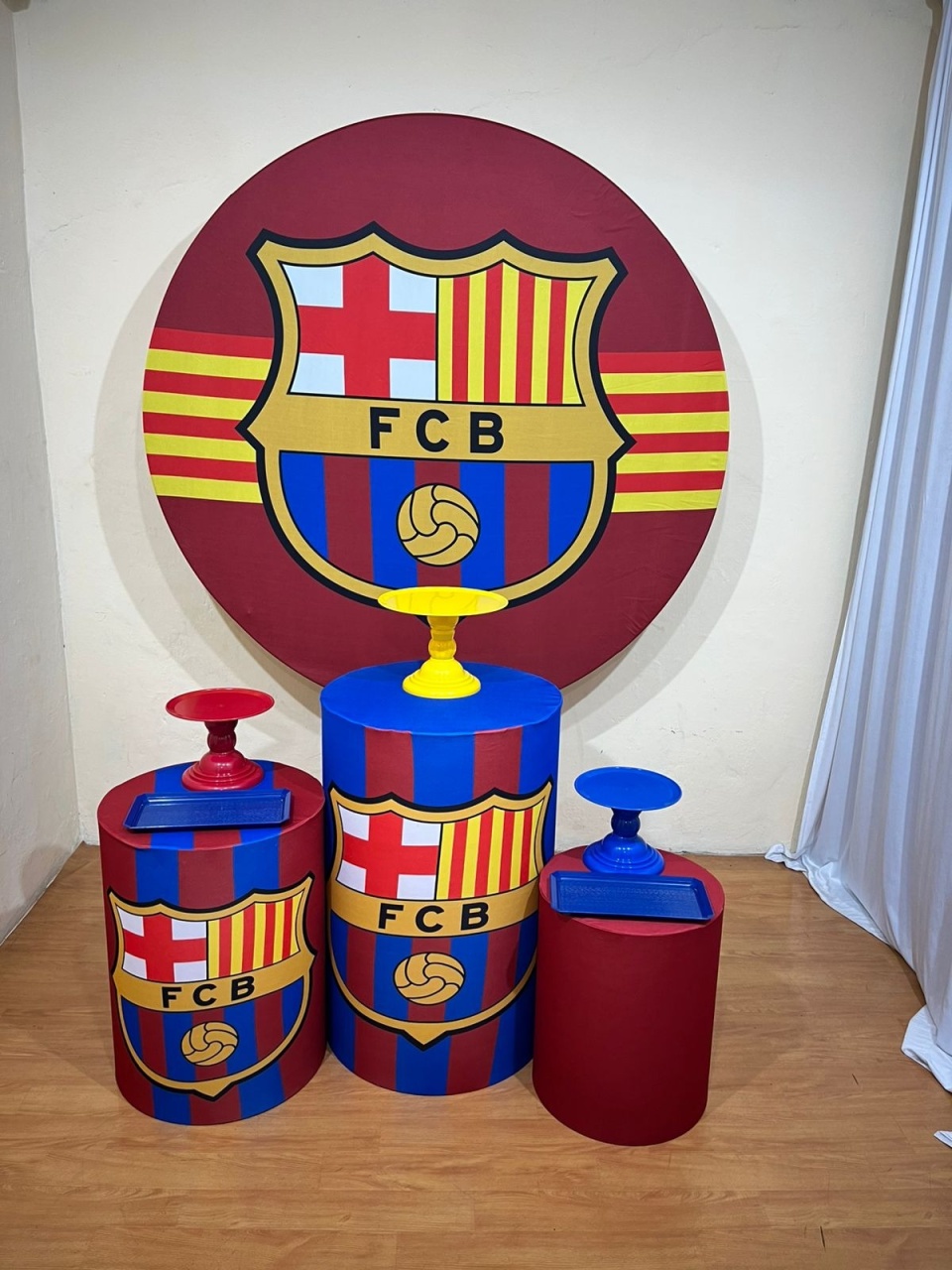 Futebol - Barcelona - Festa Completa  - Kit Parabéns  - PEGUE E MONTE CATALAGO VEM FESTEJAR PALMAS