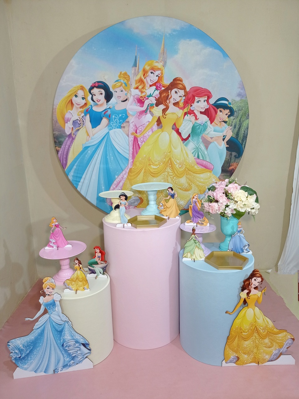Princesas da Dinsey  - Completo - Kit Festejar - PEGUE E MONTE CATALAGO VEM FESTEJAR PALMAS