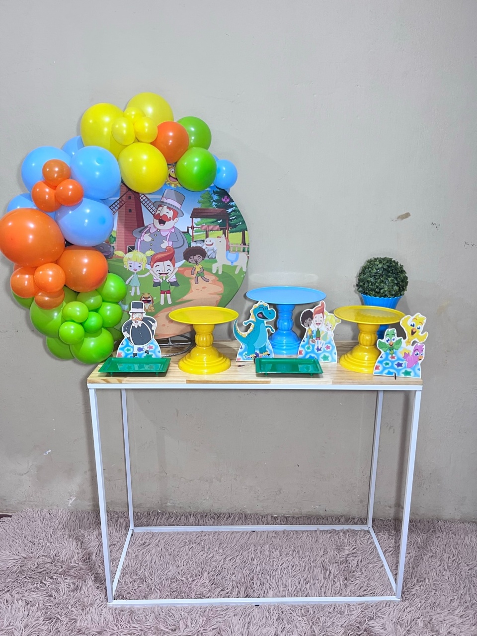 Mundo Bita - Mini Festa - Kit Comemore - PEGUE E MONTE CATALAGO VEM FESTEJAR PALMAS