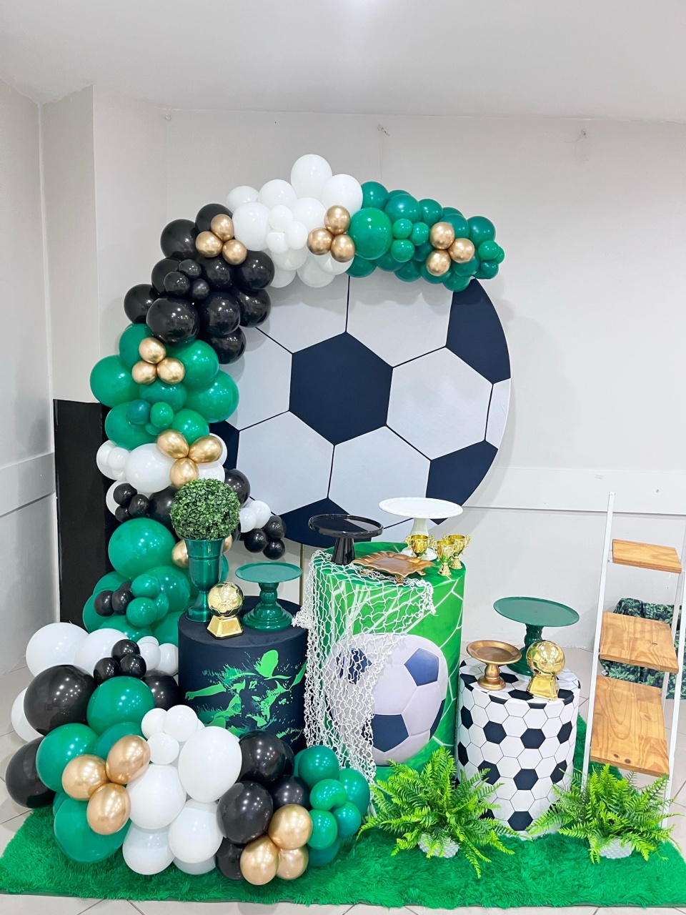 Futebol Verde - Festa Completa  - Kit Comemore  - (Com Balões) - PEGUE E MONTE CATALAGO VEM FESTEJAR PALMAS