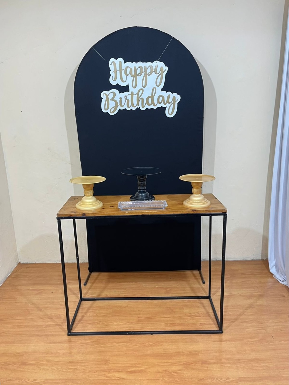 Preto - Festa Completa  - Kit Parabpéns - PEGUE E MONTE CATALAGO VEM FESTEJAR PALMAS