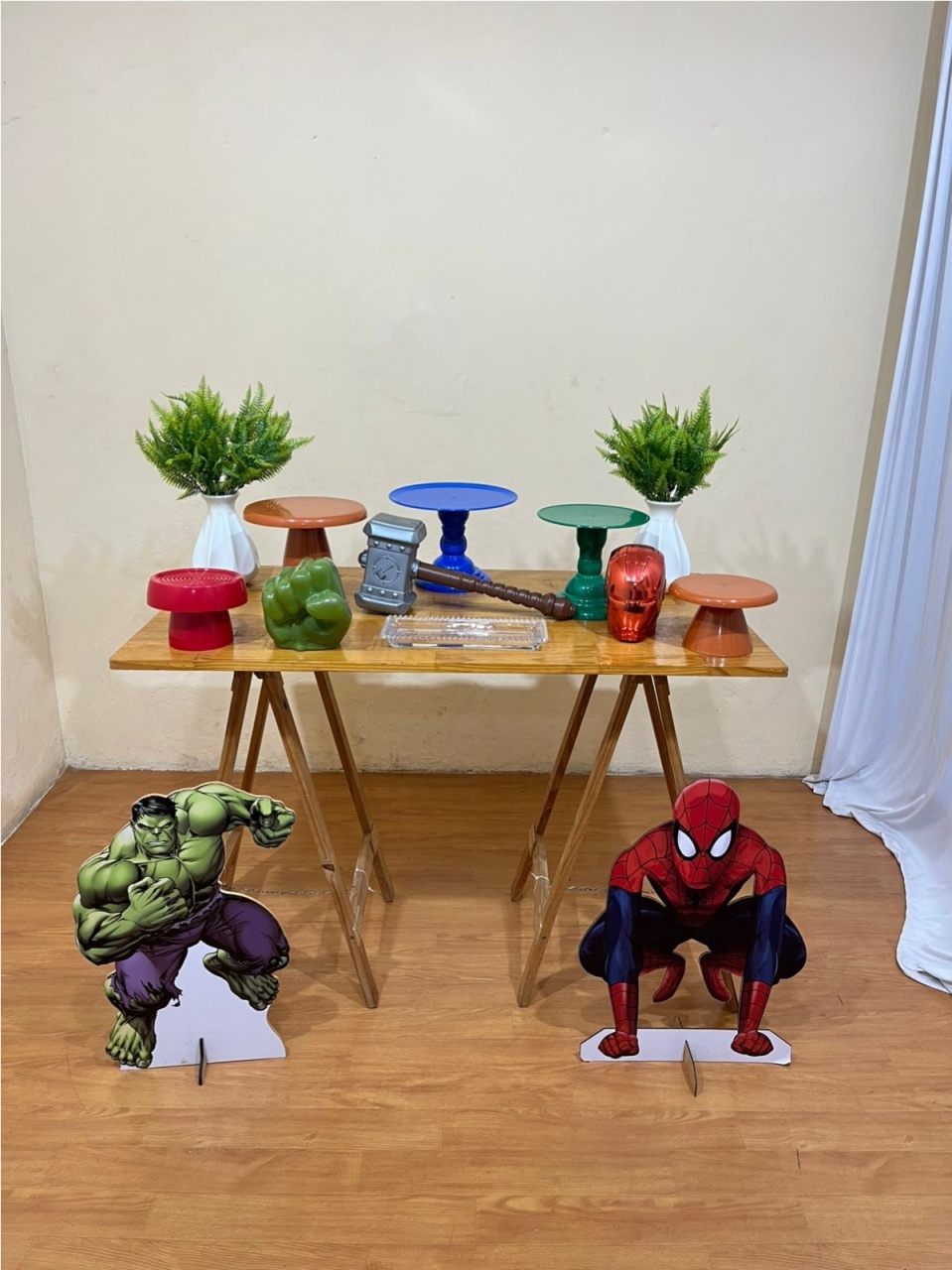 Locação de Peças - Vingadores - PEGUE E MONTE CATALAGO VEM FESTEJAR PALMAS