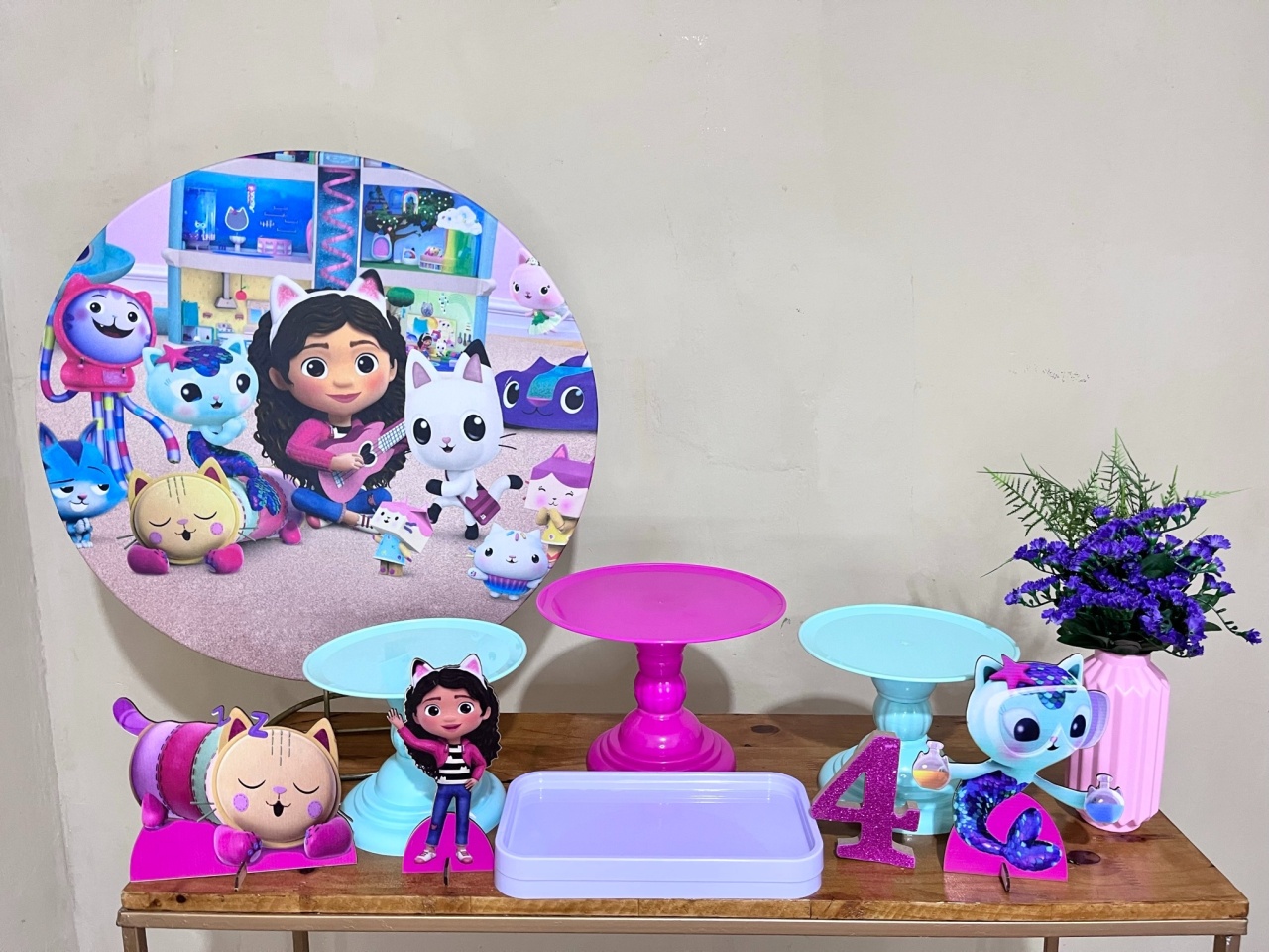 Casa Magica da Gaby - Mini - Kit Parabéns - PEGUE E MONTE CATALAGO VEM FESTEJAR PALMAS
