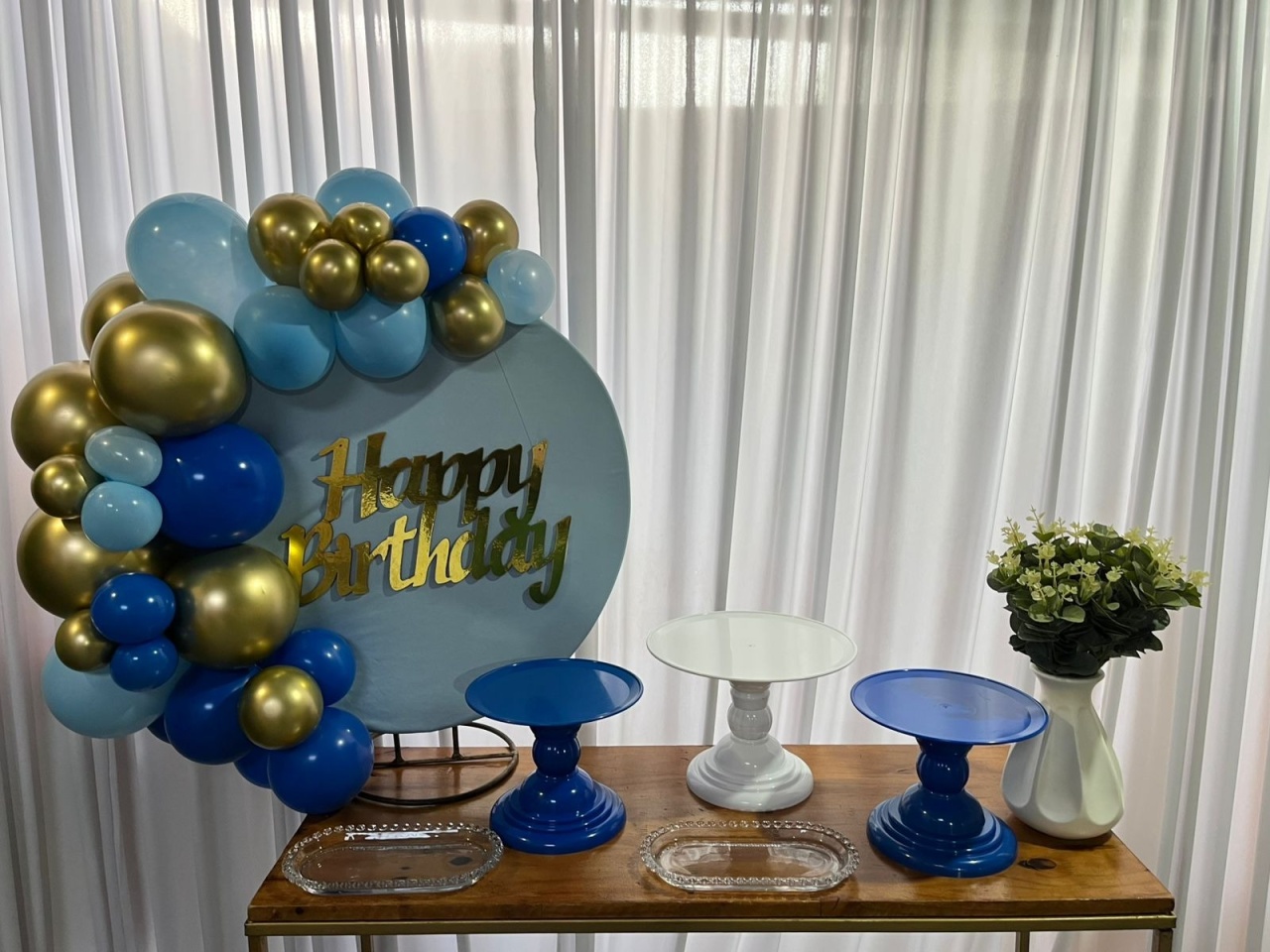 Happy Birthday Azul E Dourado - Kit Festejar - PEGUE E MONTE CATALAGO VEM FESTEJAR PALMAS
