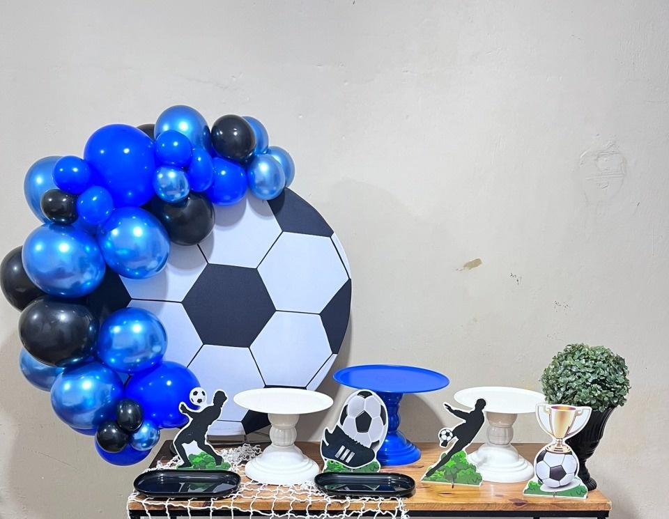 Futebol - Mini Festa Na Mesa - Kit Parabéns (Com Bolas Cromadas)  - PEGUE E MONTE CATALAGO VEM FESTEJAR PALMAS