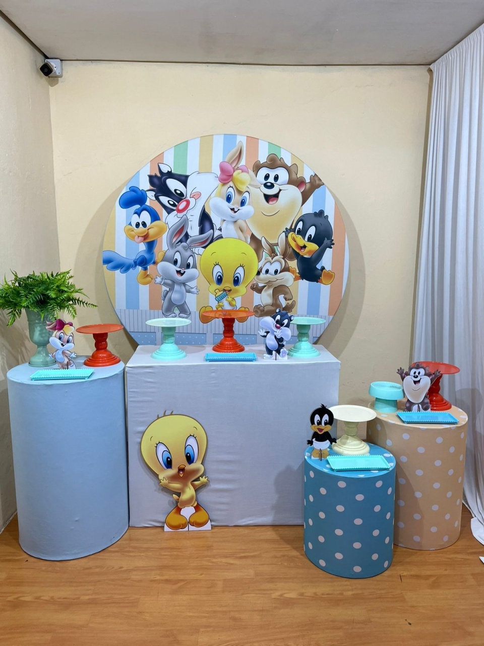 Baby Looney Tunes Menino - Festa Completa - Kit Comemore  - PEGUE E MONTE CATALAGO VEM FESTEJAR PALMAS