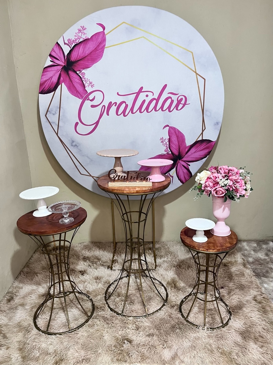 Gratidão Pink - Festa Compelta - Kit Festejar - PEGUE E MONTE CATALAGO VEM FESTEJAR PALMAS