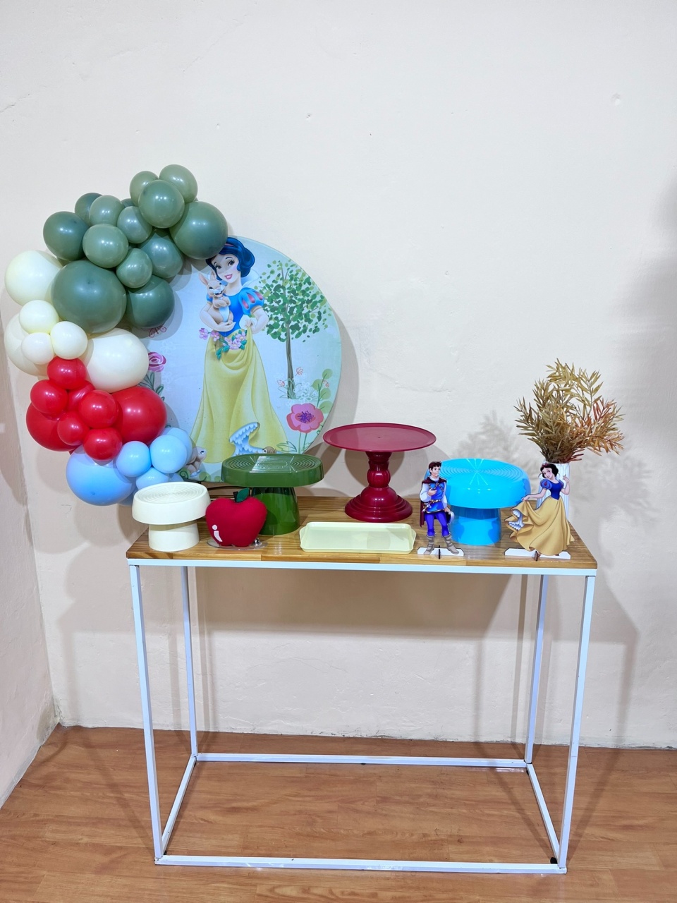 Branca de Neve 2  - Mini Festa - Kit Comemore - PEGUE E MONTE CATALAGO VEM FESTEJAR PALMAS