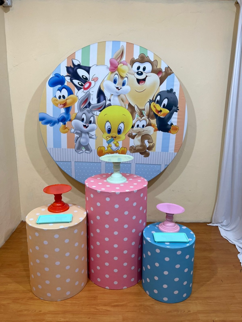 Baby Looney Tunes Menina - Festa Completa - Kit Parabéns - PEGUE E MONTE CATALAGO VEM FESTEJAR PALMAS
