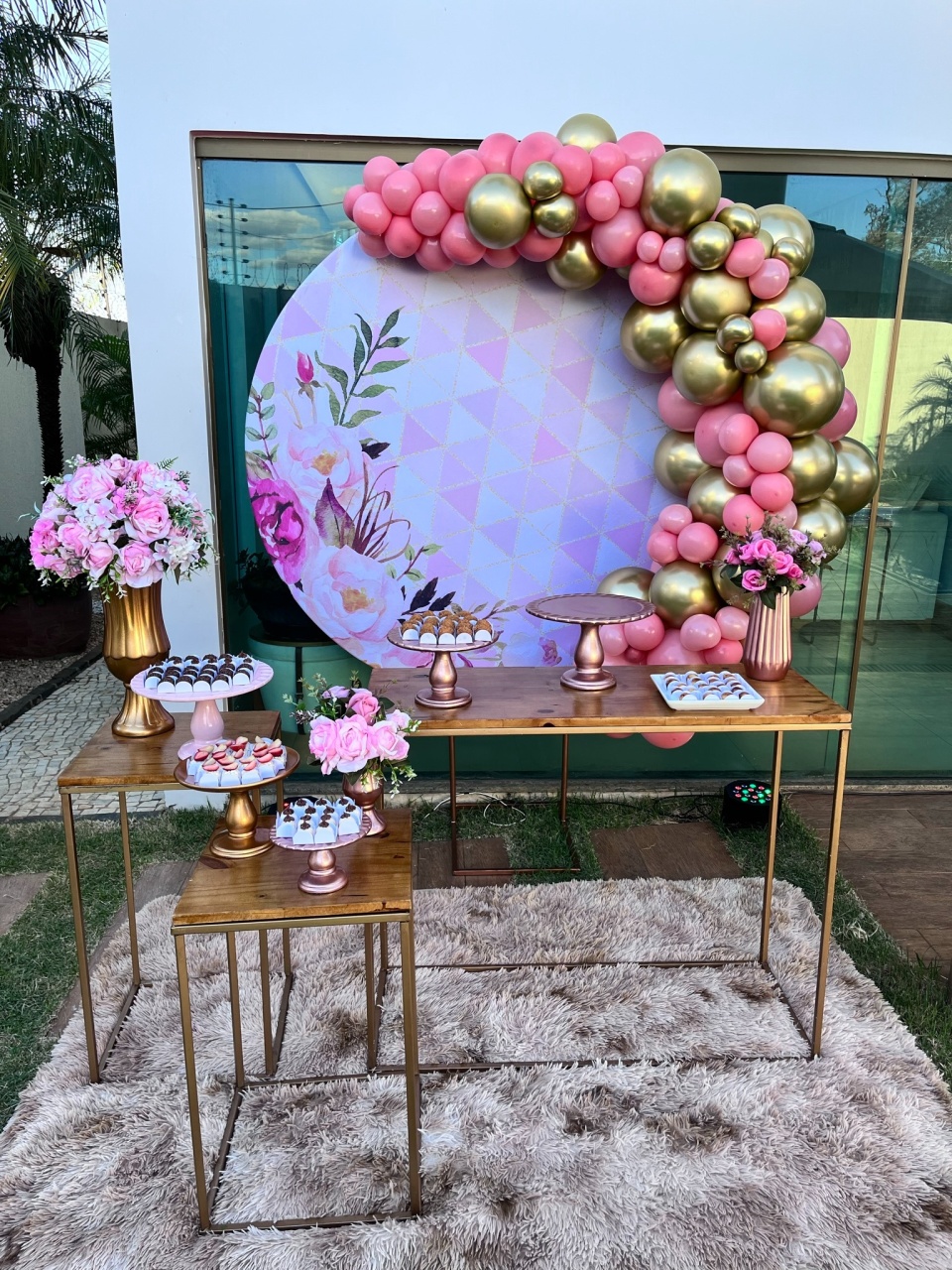 Floral Rosa Delicado - Festa Completa  - Com Balões - PEGUE E MONTE CATALAGO VEM FESTEJAR PALMAS
