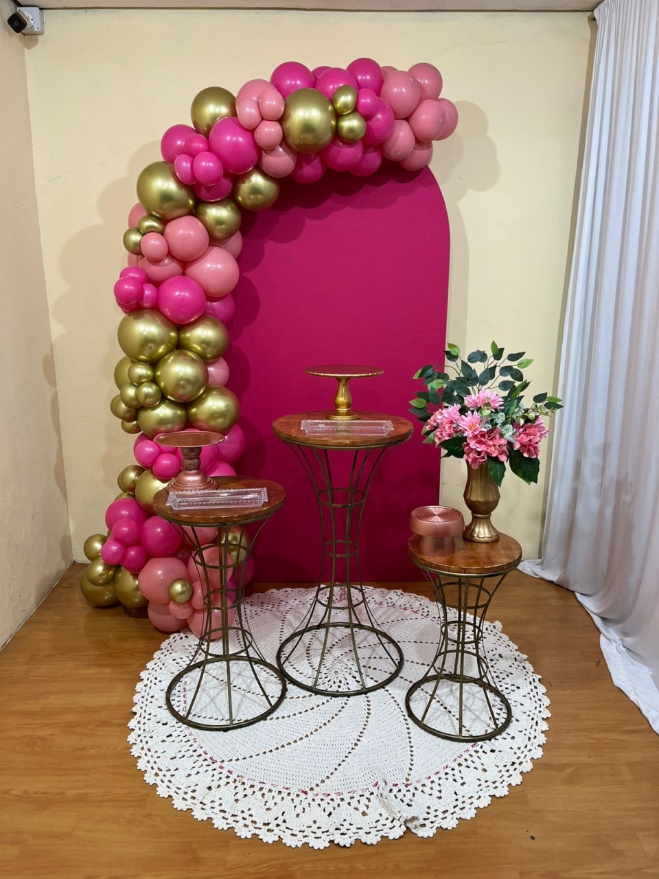 Rosa - Rose - Dourado - Festa Completa - Kit Festejar  - PEGUE E MONTE CATALAGO VEM FESTEJAR PALMAS