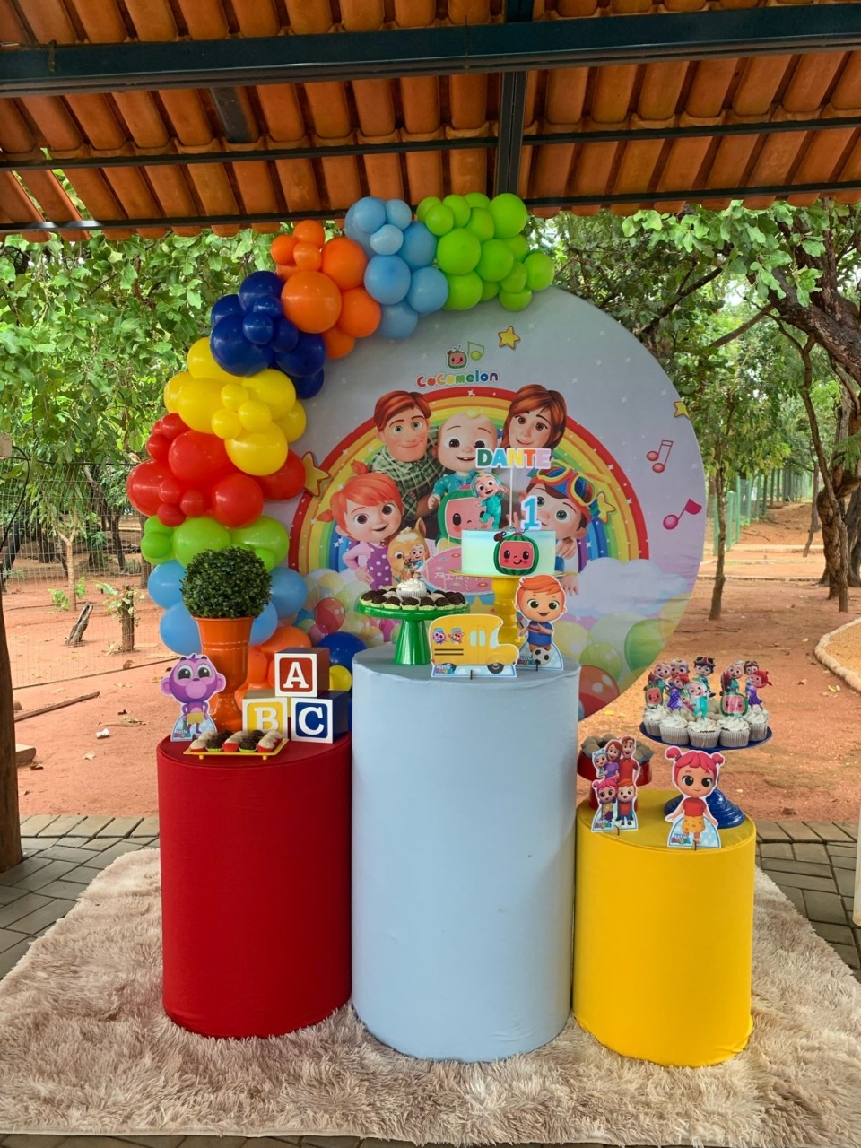 Cocomelon - Completa - Festejar - Com Baloes - PEGUE E MONTE CATALAGO VEM FESTEJAR PALMAS