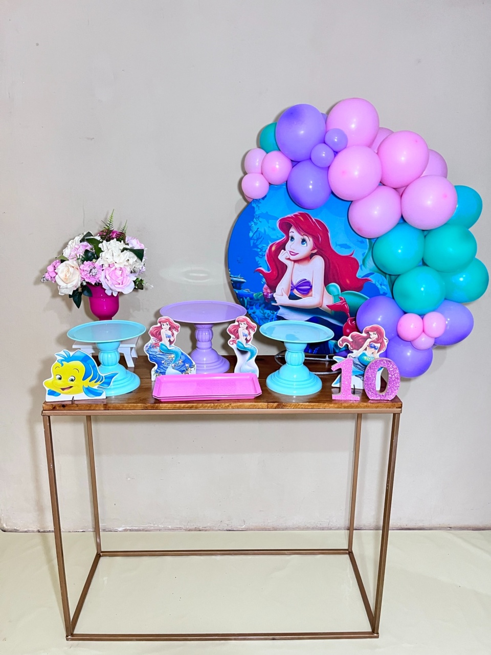 Pequena Sereia 1 - Mini Festa - Kit Comemore Mesa Dourada - PEGUE E MONTE CATALAGO VEM FESTEJAR PALMAS