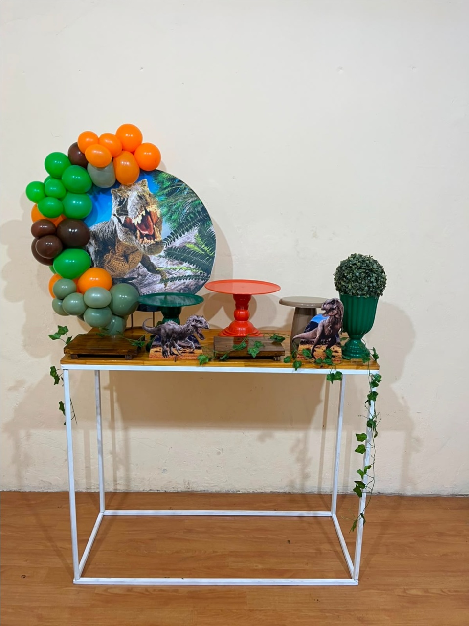 Dinossauro 2 - Mini Festa - Kit Comemore - PEGUE E MONTE CATALAGO VEM FESTEJAR PALMAS