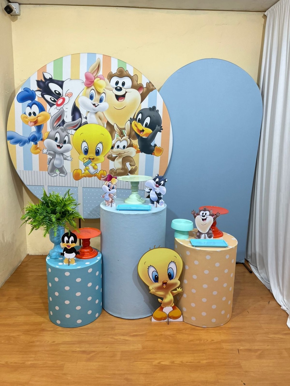 Baby Looney Tunes Menino - Festa Completa - Kit Comemore - PEGUE E MONTE CATALAGO VEM FESTEJAR PALMAS
