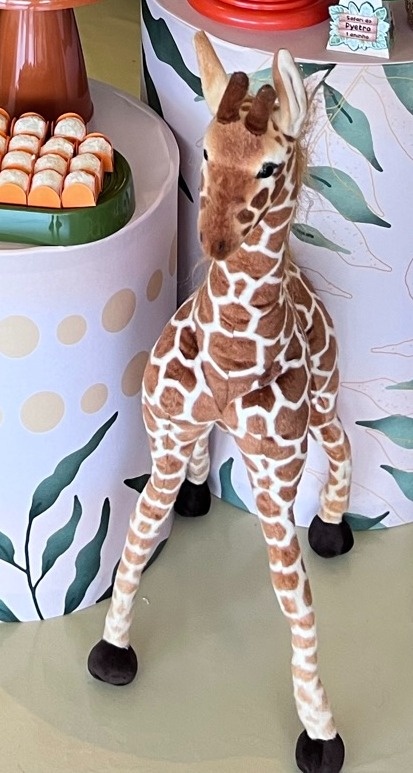 Pelucias Safari - Girafa P - PEGUE E MONTE CATALAGO VEM FESTEJAR PALMAS