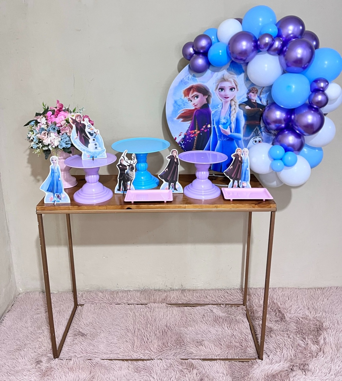 Frozen  - Mini Festa - Kit Comemore  - PEGUE E MONTE CATALAGO VEM FESTEJAR PALMAS