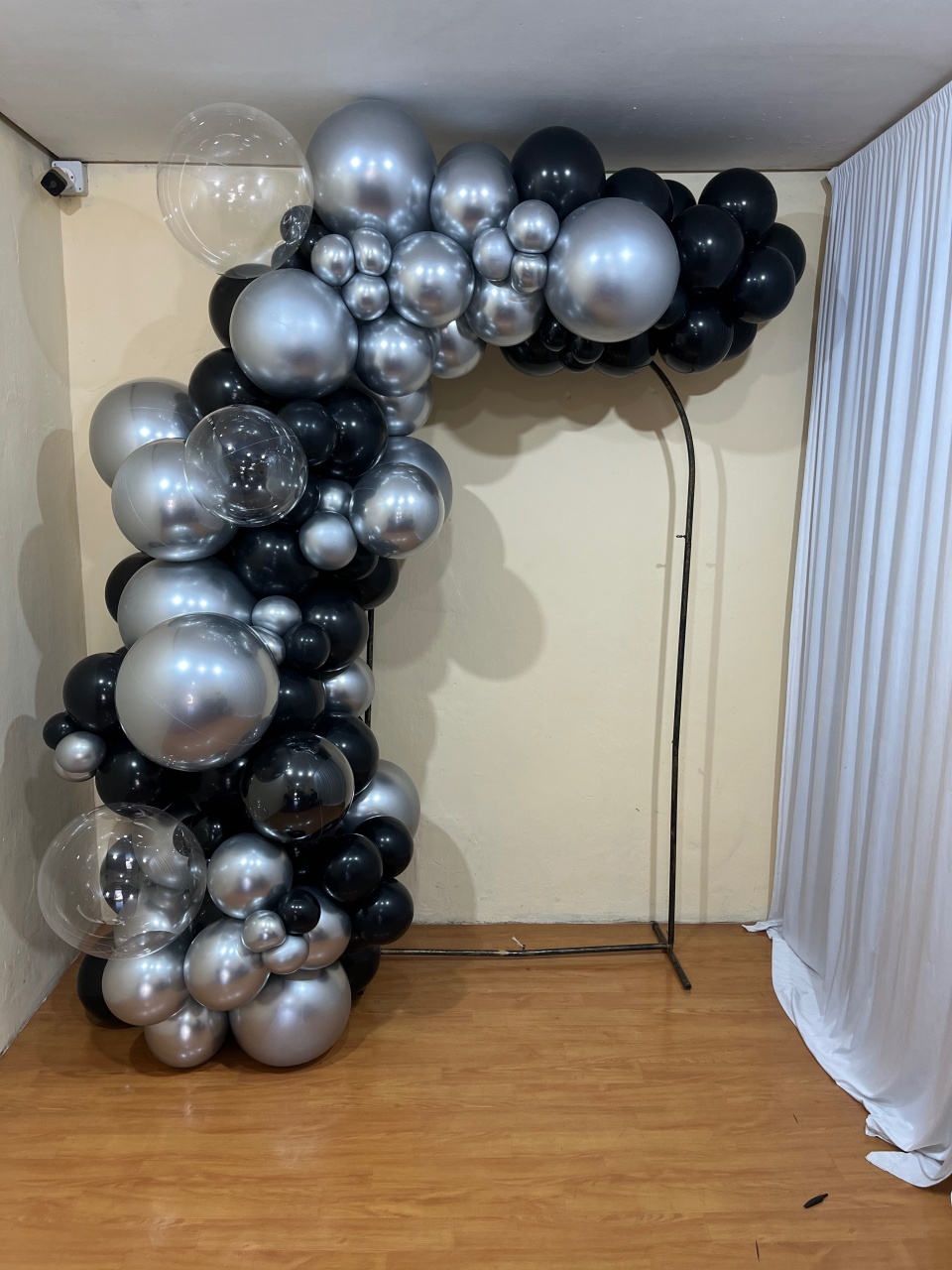 Balões  - Modelo Festão  Com Bolas Cromadas +Bubles  - PEGUE E MONTE CATALAGO VEM FESTEJAR PALMAS