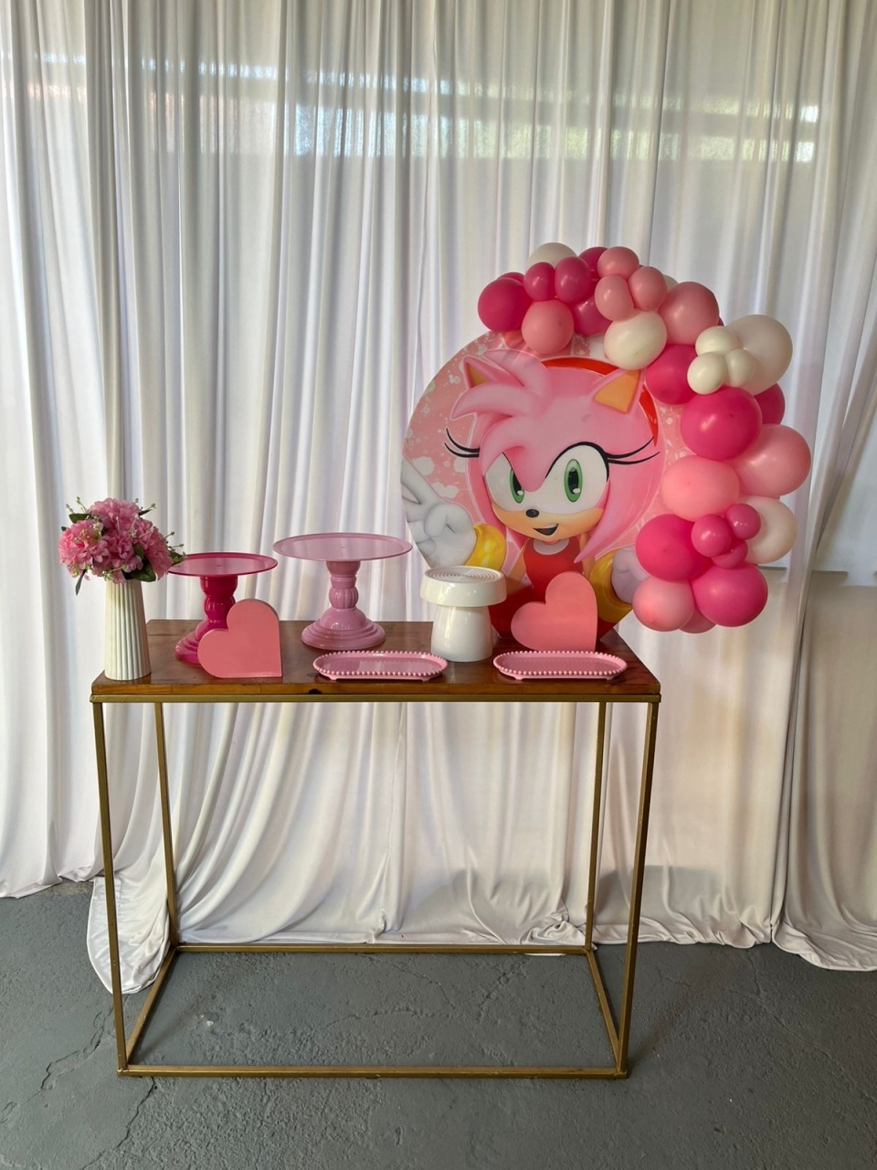 Amy - Sonic - Mini Festa - Kit Comemore - PEGUE E MONTE CATALAGO VEM FESTEJAR PALMAS