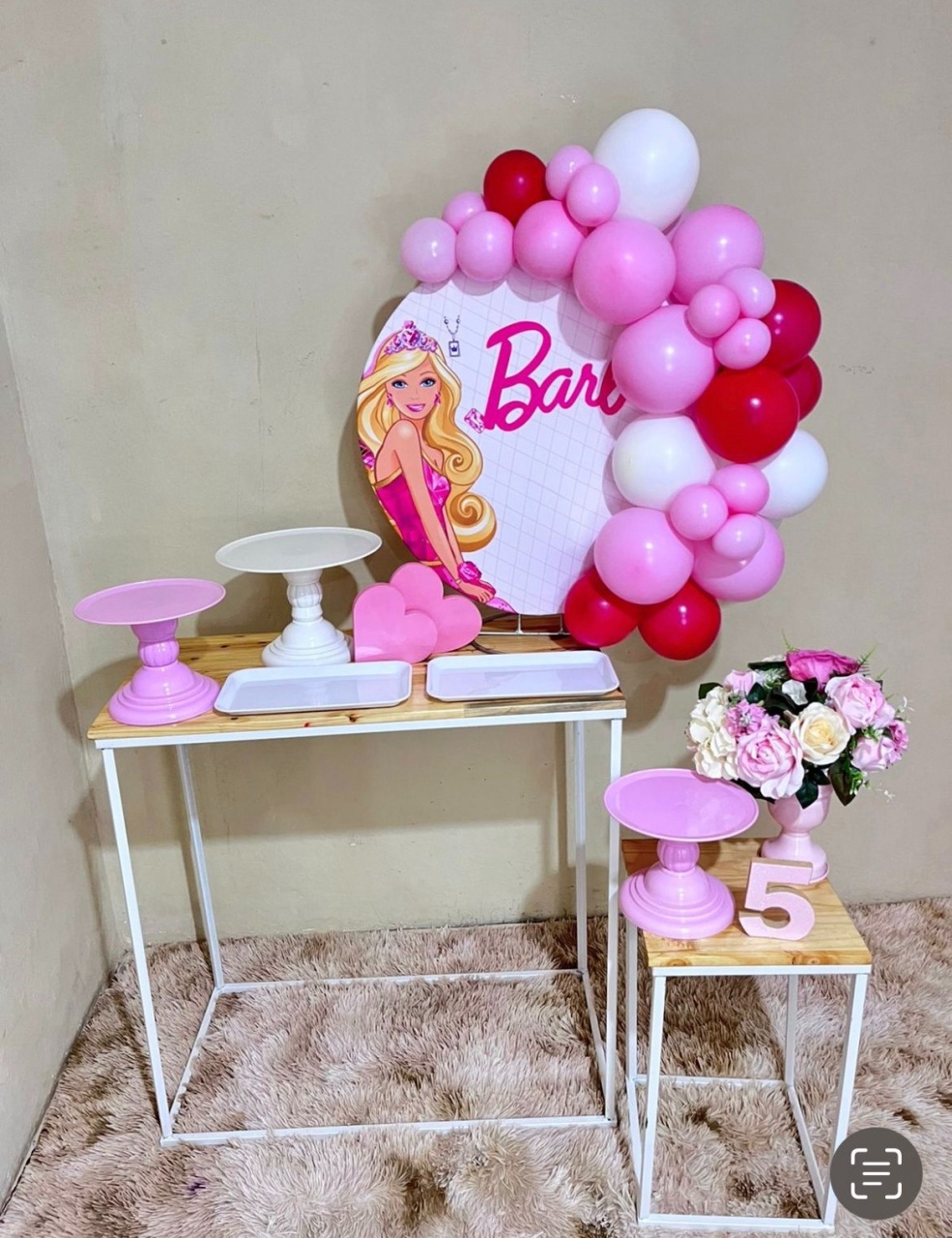 Barbie 1  - Mini Festa - Kit Comemore  - PEGUE E MONTE CATALAGO VEM FESTEJAR PALMAS