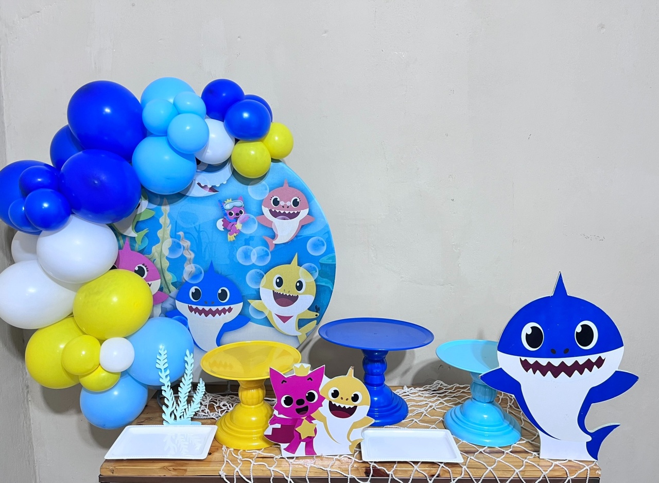 Baby Shark - Mini Festa - Kit Festejar - PEGUE E MONTE CATALAGO VEM FESTEJAR PALMAS