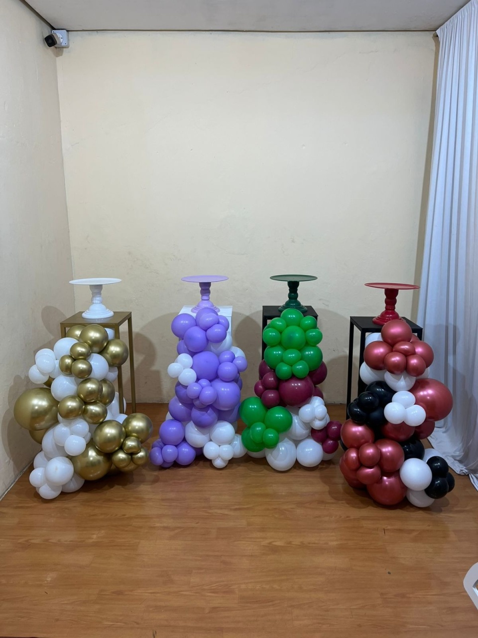 Escolha Qual Mesa Te Atende - Kit Compacto  80X30 + Boleira   - PEGUE E MONTE CATALAGO VEM FESTEJAR PALMAS