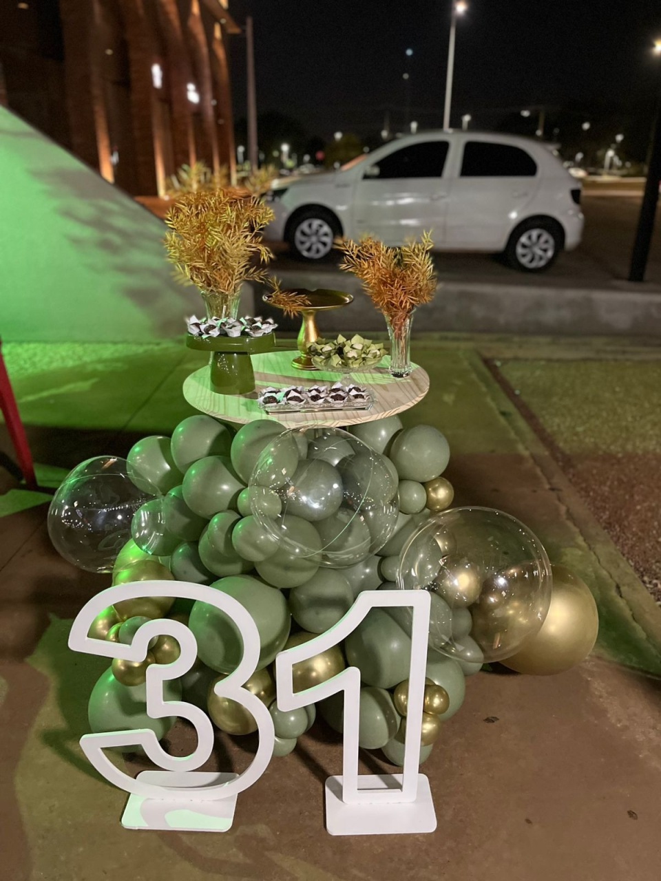 Mesa Cone G Personalizada - Fazemos Em Qualquer Cor  - PEGUE E MONTE CATALAGO VEM FESTEJAR PALMAS