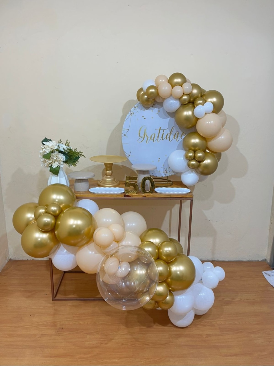 Gratidão - Mini Festa - Kit Comemore Com Balões Na Mesa - PEGUE E MONTE CATALAGO VEM FESTEJAR PALMAS