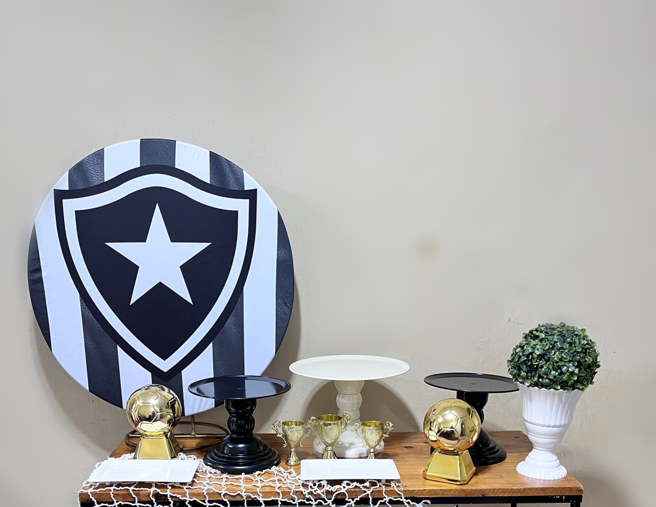 Futebol - Botafogo - Mini Festa Na Mesa - Kit Parabéns  - PEGUE E MONTE CATALAGO VEM FESTEJAR PALMAS