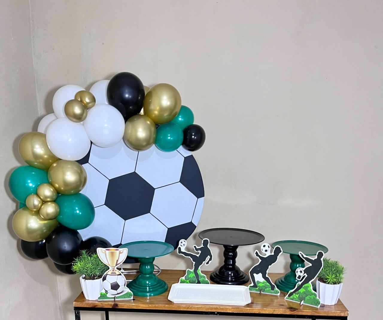 Futebol - Mini Festa Na Mesa - Kit Parabéns (Com Bolas Cromadas)   - PEGUE E MONTE CATALAGO VEM FESTEJAR PALMAS