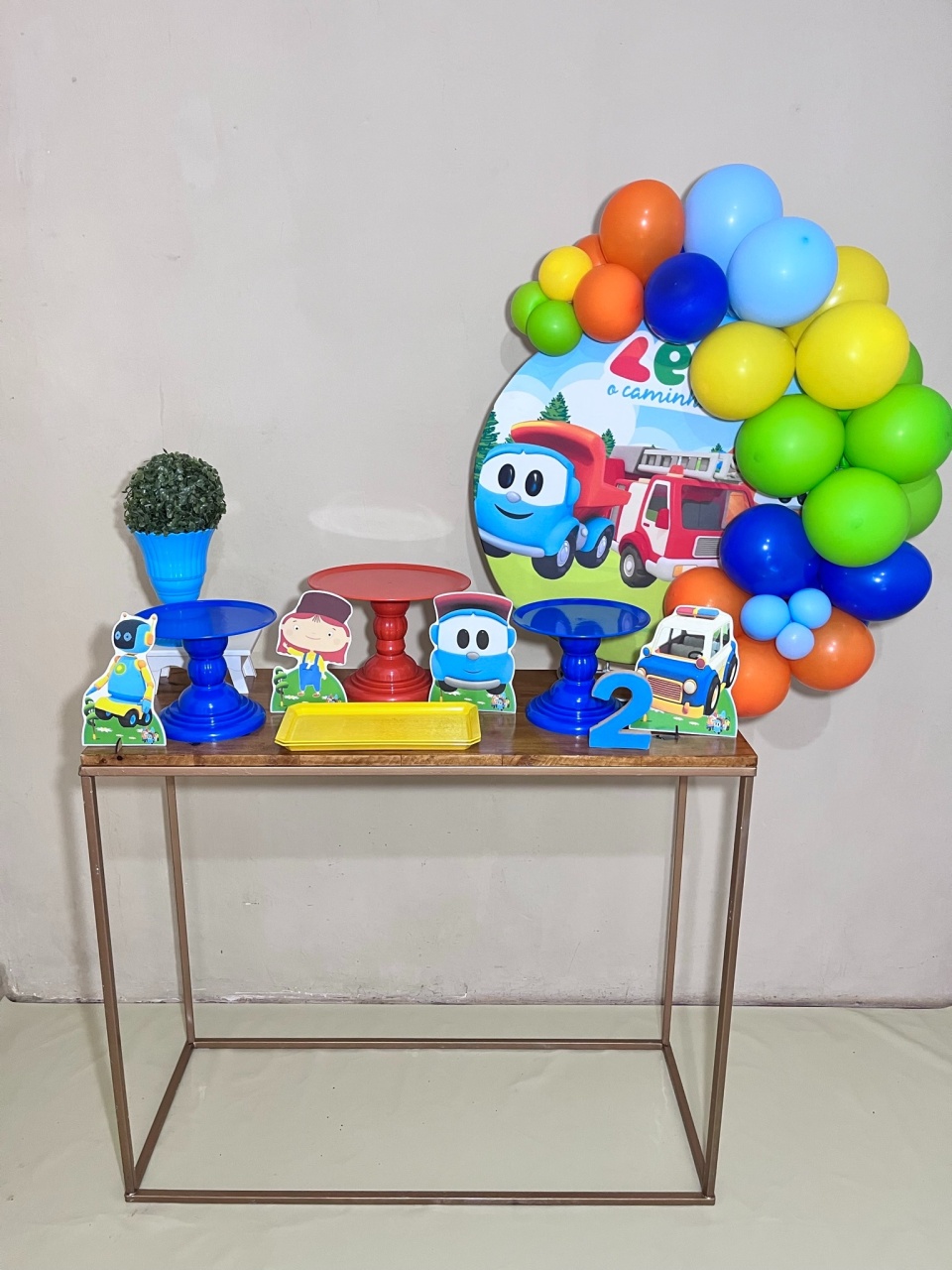 Leo E O Caminhão - Mini Festa - Kit Comemore - PEGUE E MONTE CATALAGO VEM FESTEJAR PALMAS