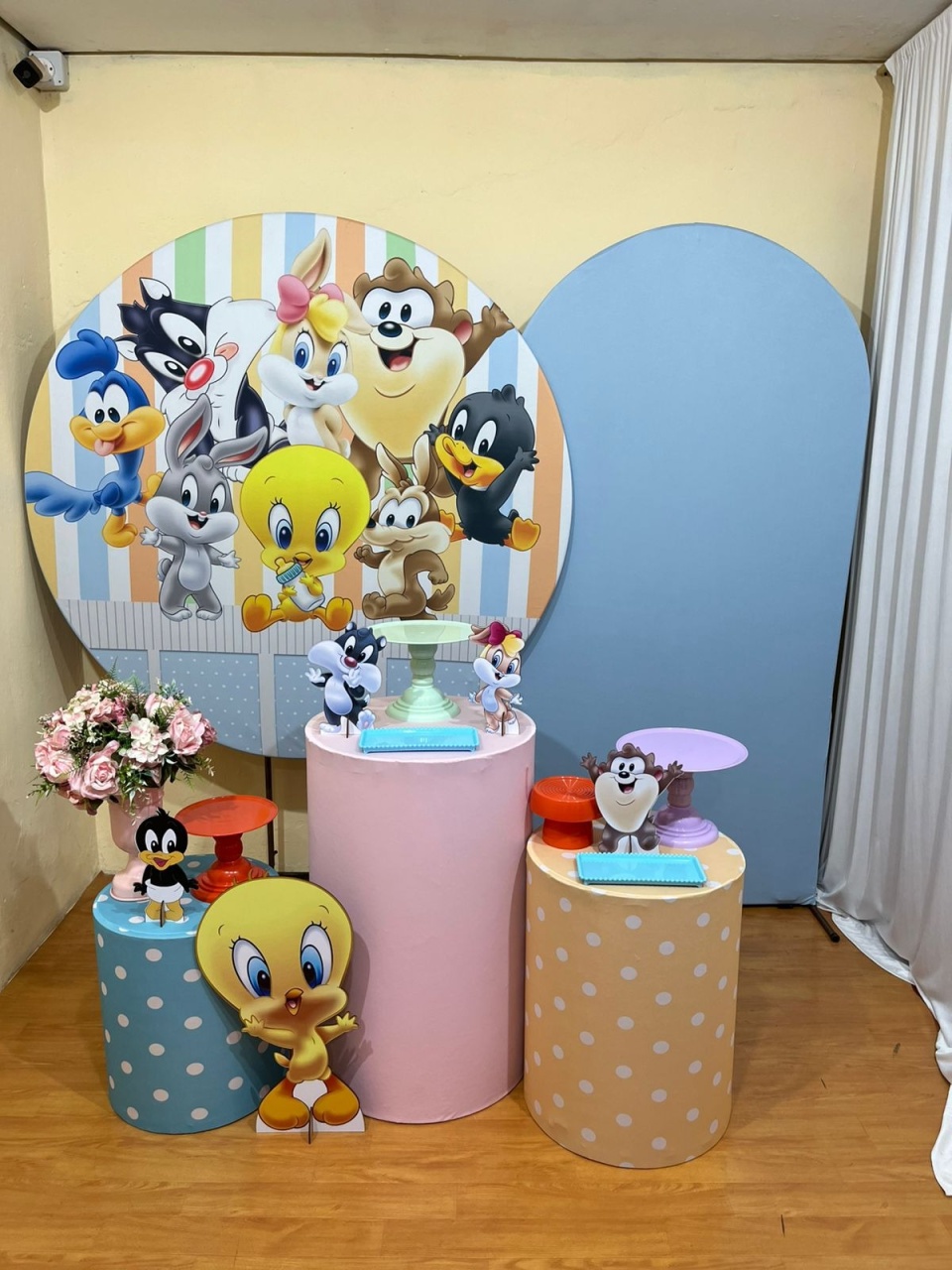 Baby Looney Tunes Menina - Festa Completa - Kit Comemore - PEGUE E MONTE CATALAGO VEM FESTEJAR PALMAS