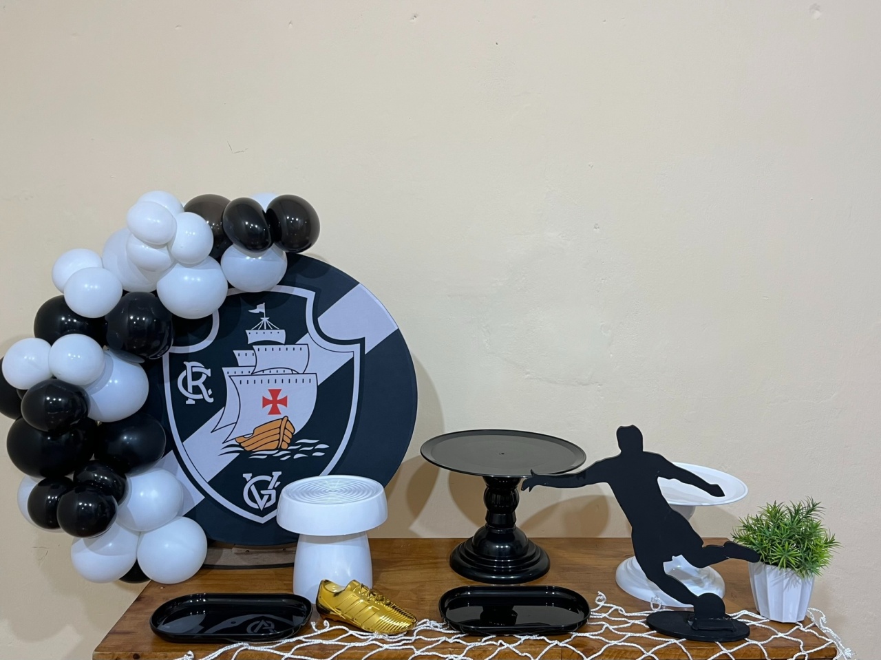 Vasco - Mini Festa Na Mesa - Kit Festejar - PEGUE E MONTE CATALAGO VEM FESTEJAR PALMAS