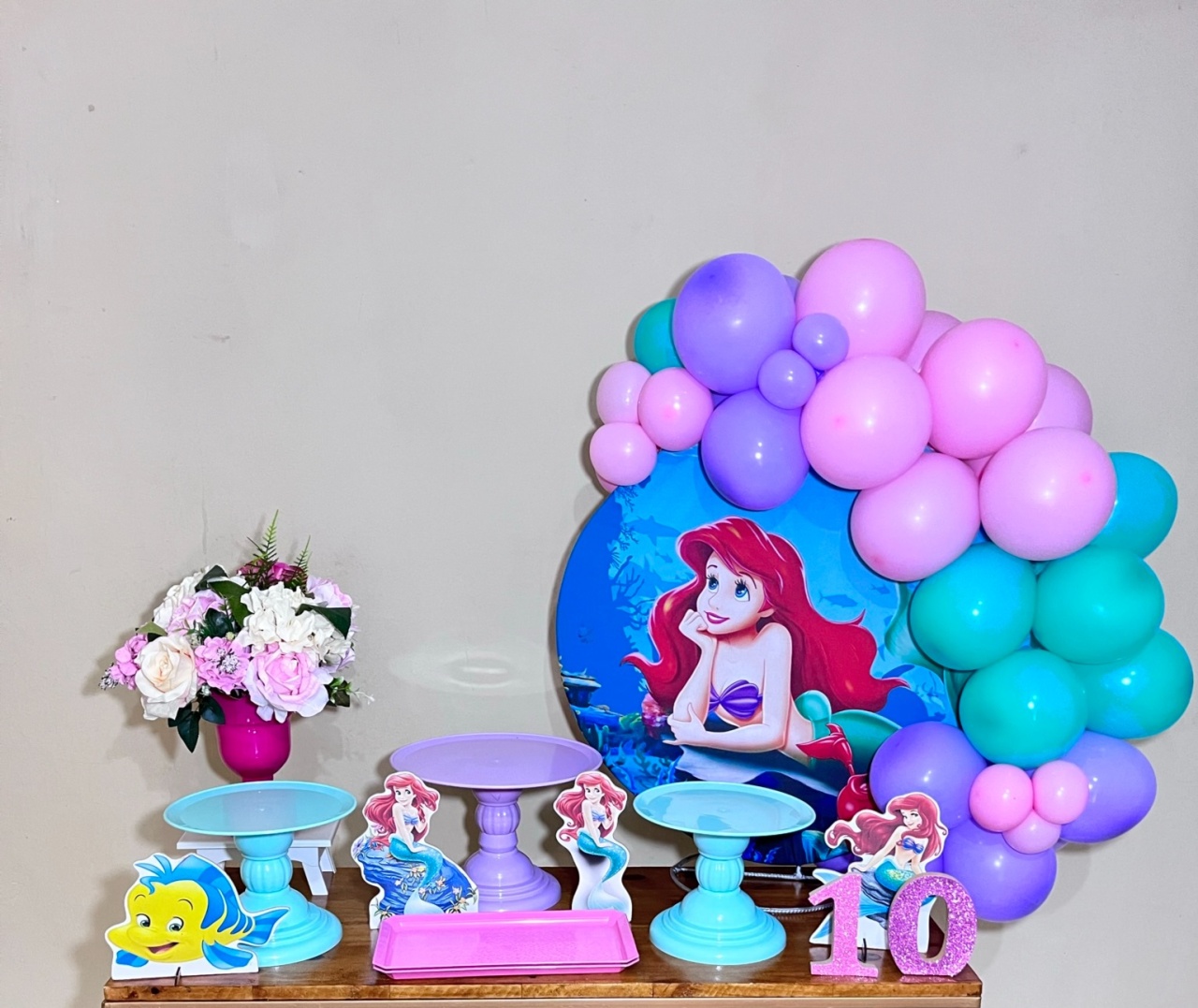 Pequena Sereia 1 - Mini Festa - Kit Festejar Balões Comuns - PEGUE E MONTE CATALAGO VEM FESTEJAR PALMAS