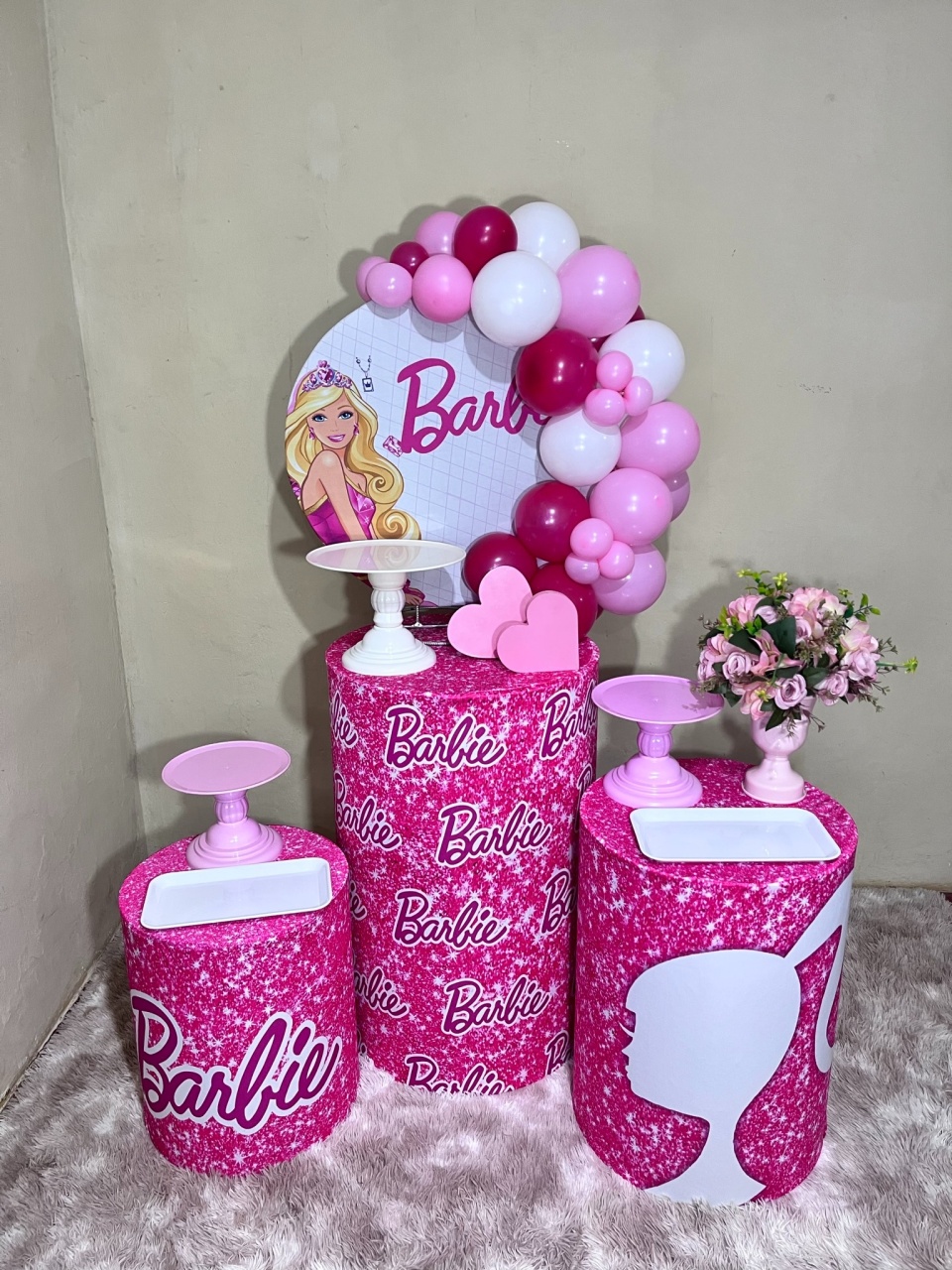 Barbie 1  - Mini Festa - Kit Festão - PEGUE E MONTE CATALAGO VEM FESTEJAR PALMAS