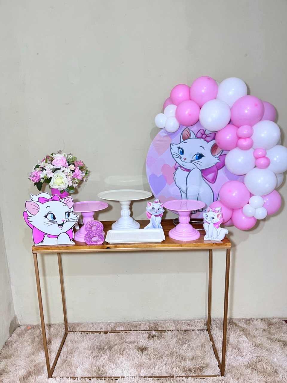 Gata Marie  - Mini Festa - Kit Comemore  - PEGUE E MONTE CATALAGO VEM FESTEJAR PALMAS