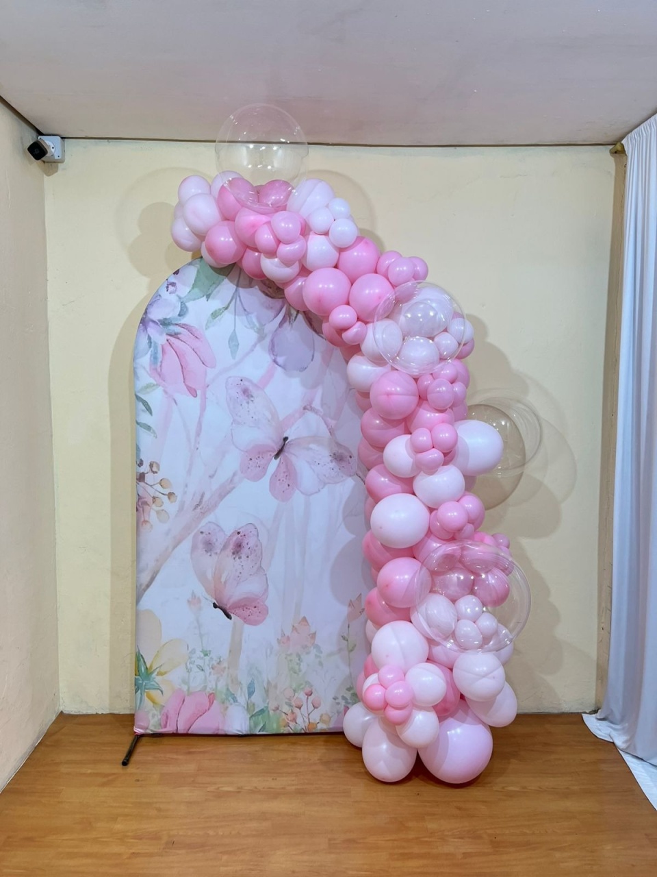 Balões Rosa Bebe - Rosa Candy - Com Adicional Balões Bubble - PEGUE E MONTE CATALAGO VEM FESTEJAR PALMAS