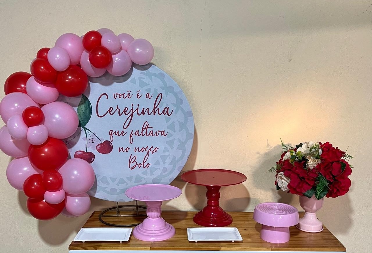 Cereja - Mini Festa - Kit Festejar Com Balões - PEGUE E MONTE CATALAGO VEM FESTEJAR PALMAS