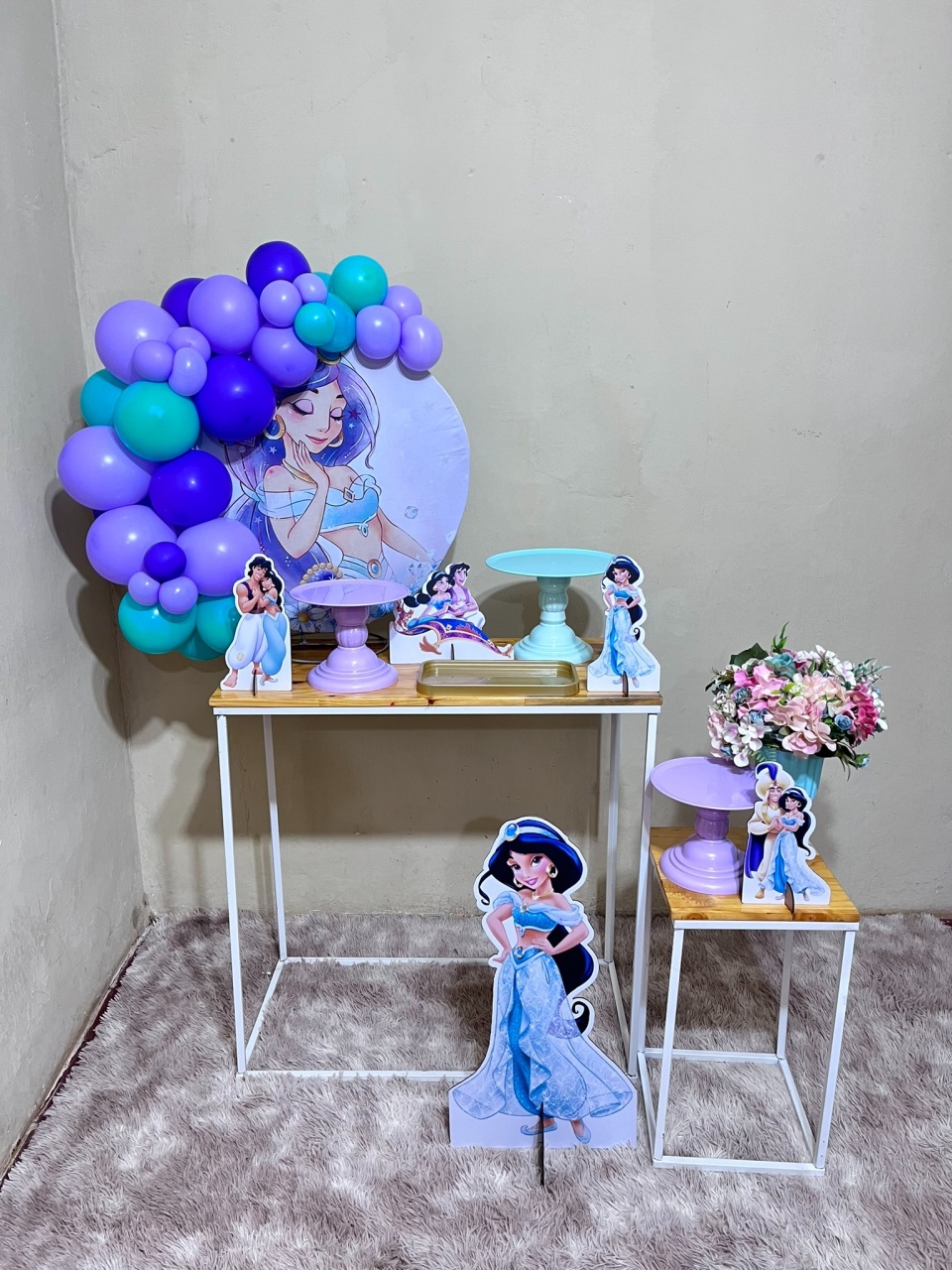 Jasmine - Mini Festa - Kit Comemore (Com Display Chão) - PEGUE E MONTE CATALAGO VEM FESTEJAR PALMAS
