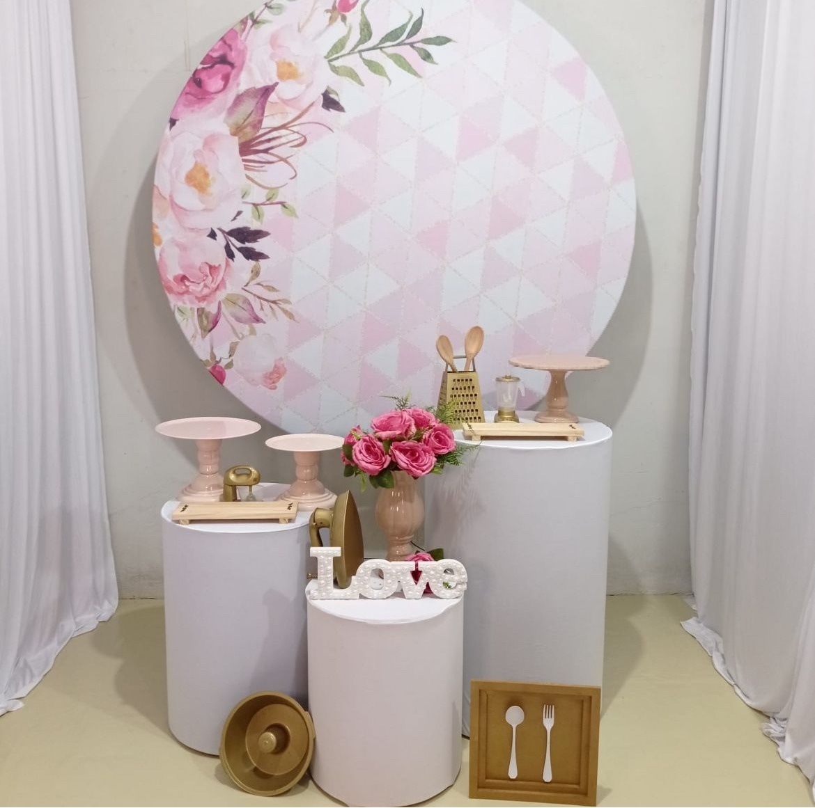 Chá de Cozinha Ou Casa Nova - Floral Rosa - Festa Completa - PEGUE E MONTE CATALAGO VEM FESTEJAR PALMAS