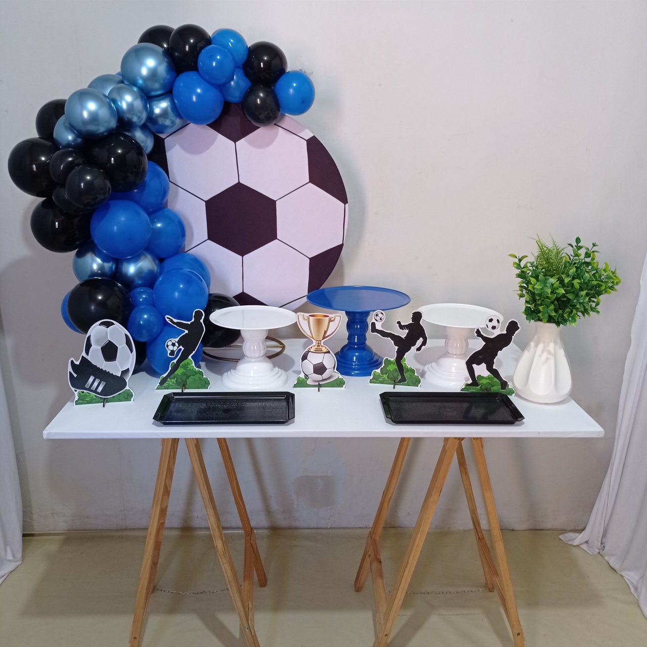 Futebol -  Mini Festa Na Mesa - Kit Comemore - PEGUE E MONTE CATALAGO VEM FESTEJAR PALMAS