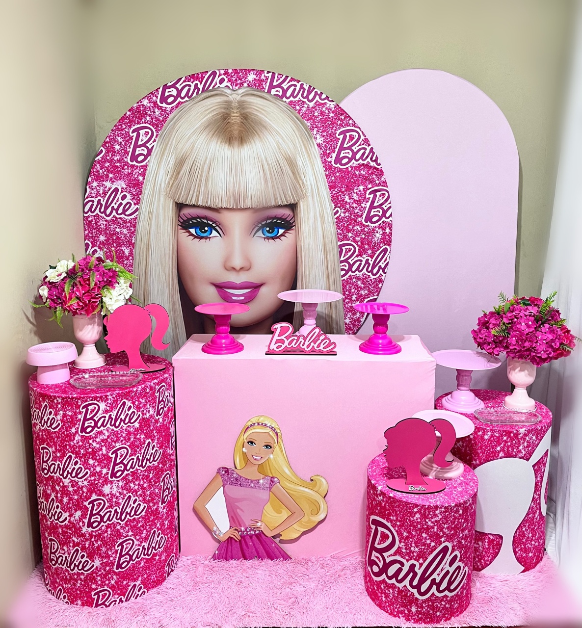 Barbie 2   - Festa Completa - Kit Festão - PEGUE E MONTE CATALAGO VEM FESTEJAR PALMAS