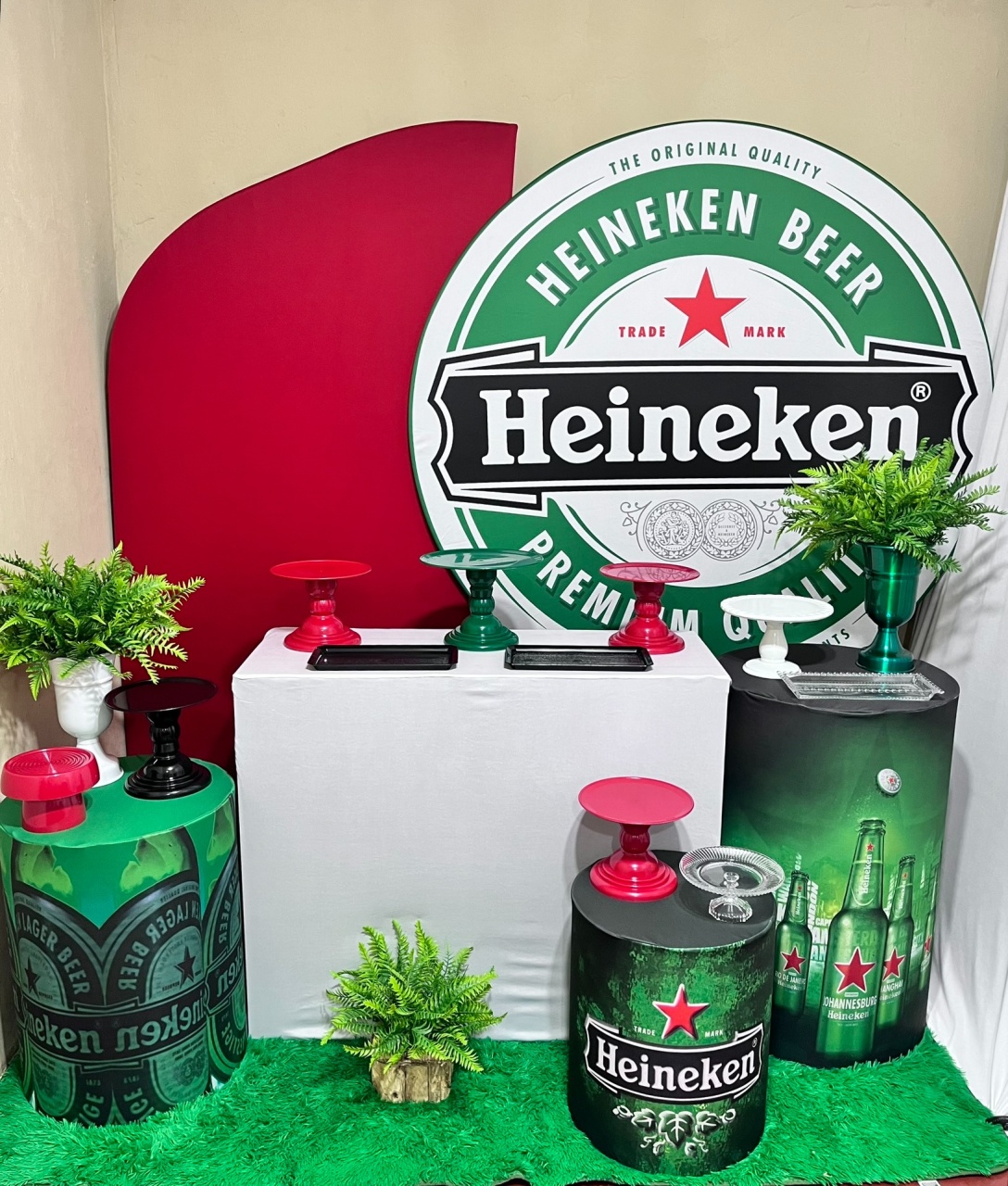 Heineken - Festa Completa - Kit Festão - PEGUE E MONTE CATALAGO VEM FESTEJAR PALMAS