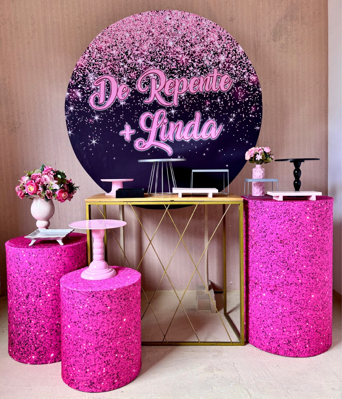 de Repente + Linda (Composição)  - Beca Decorações