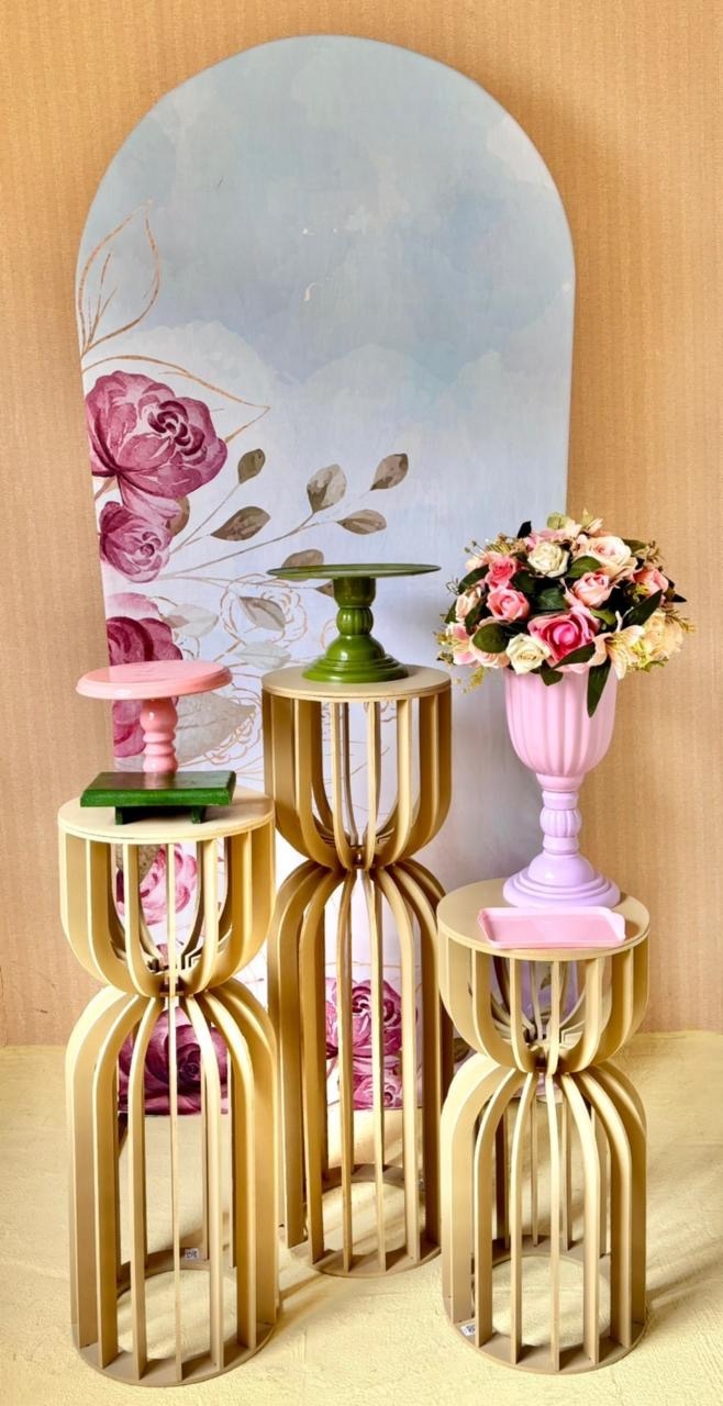 Floral Vinho 2 (Painel Romano)  - Beca Decorações