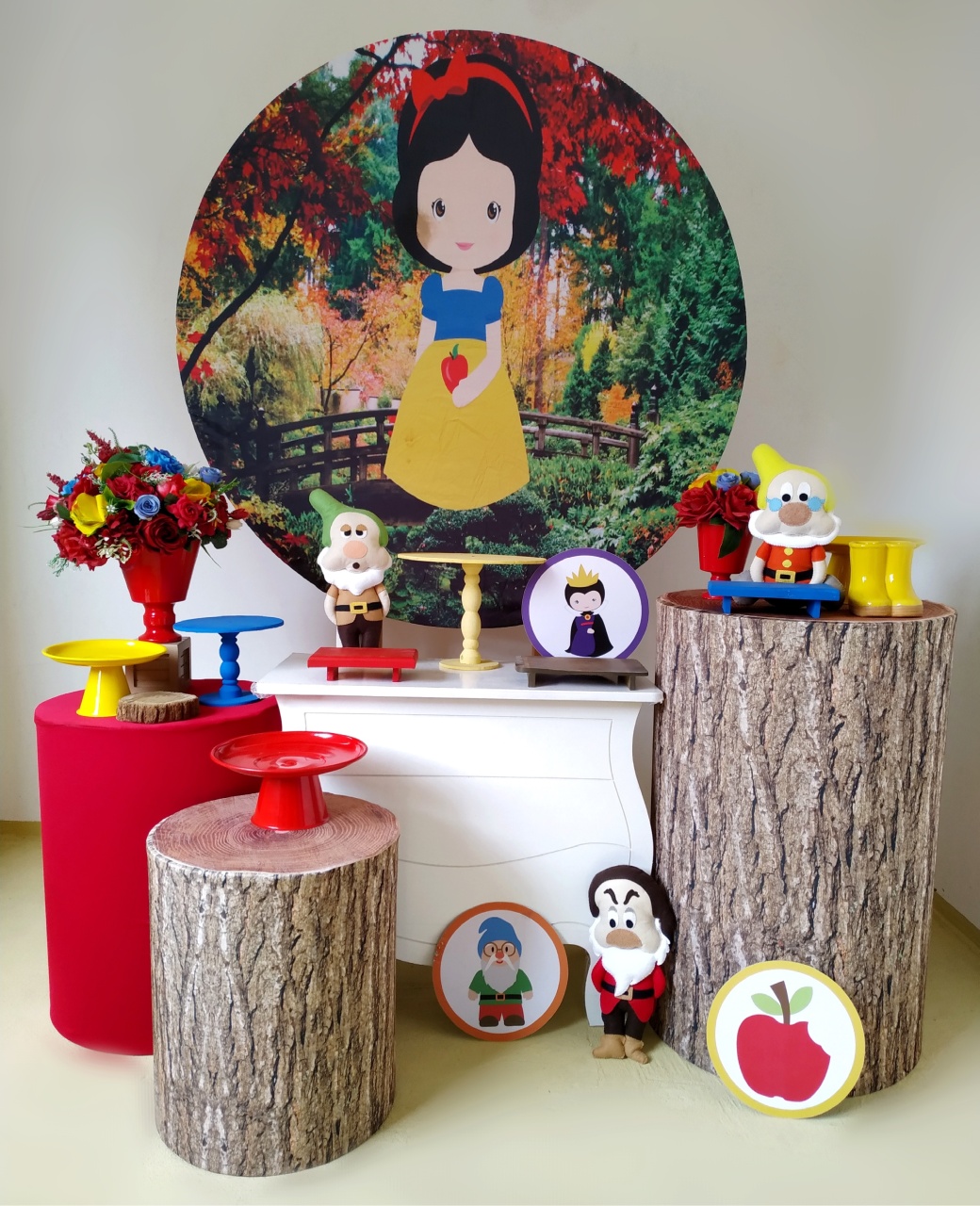 Branca de Neve Cute (Kit Ouro) - Beca Decorações