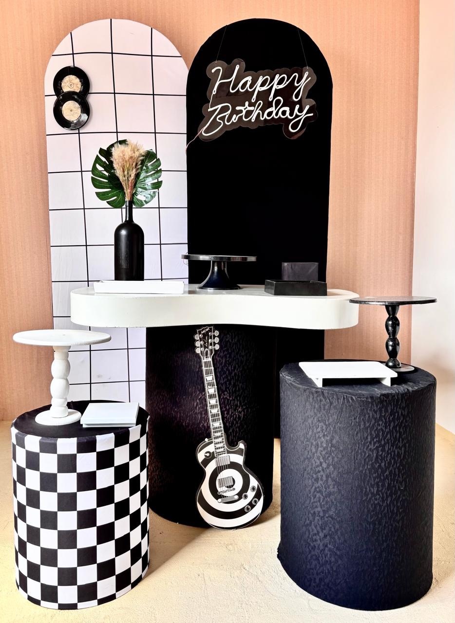 Anos 60/70/80 Música  - Beca Decorações